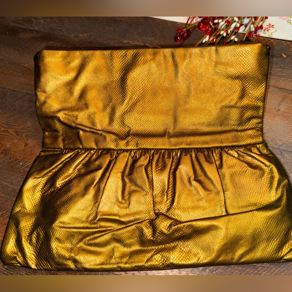 Vintage 80s Clemente Gold Shimmer Snakeskin Clutch EUC Purse Bag